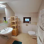 U Uhriku Tatil Evi Rajnochovice