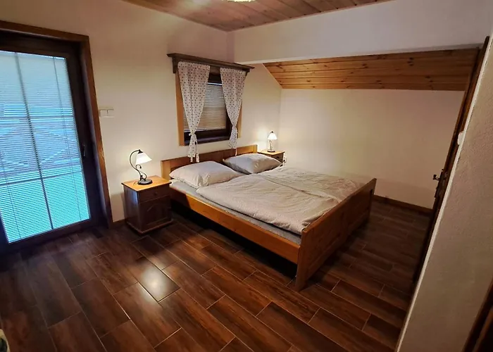 U Uhriku * Rajnochovice